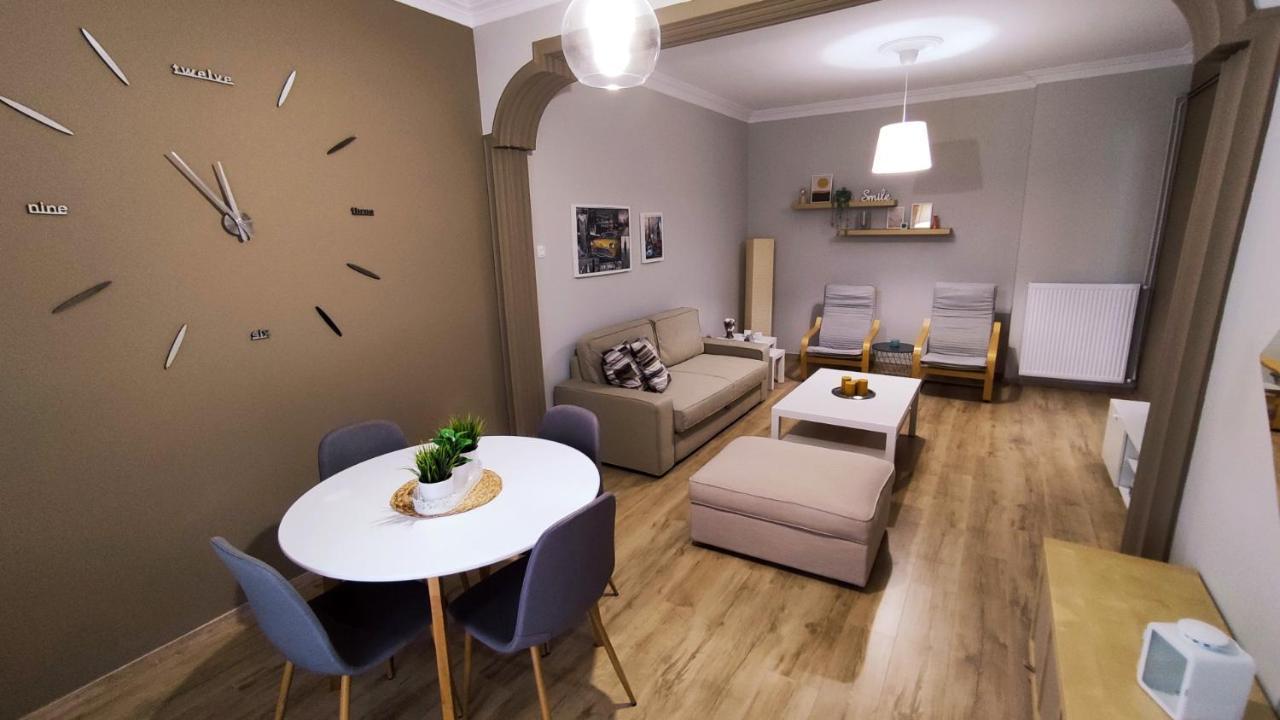 Project Leni 239 Apartment Tesalonika Bagian luar foto